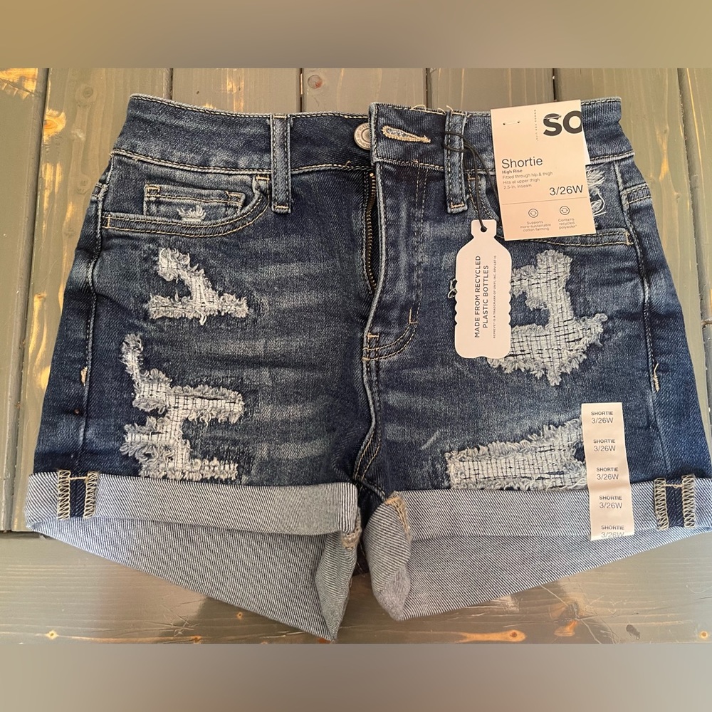 Brand New SO Shortie High Rise Jean Shorts Size 3/26W